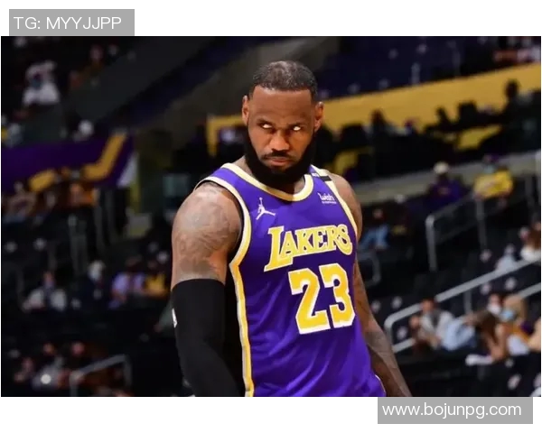 詹姆斯领衔湖人击败勇士拉杜诠释历史是人写出来的